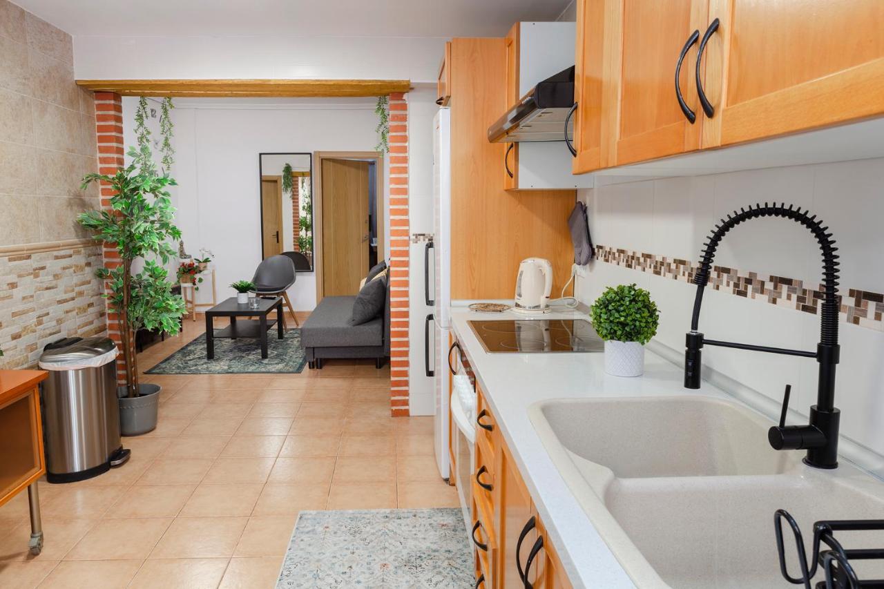 Luxury Artistic Digital Nomad 2 Bedroom W/terrace Walencja
